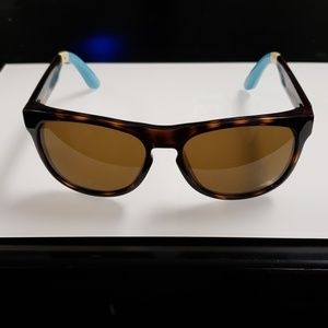 TOMS Tortoise Shell Sunglasses